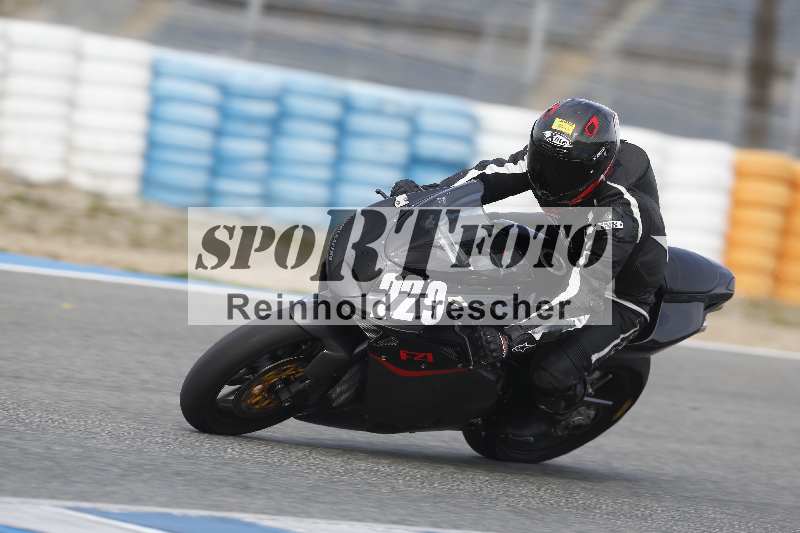 /Archiv-2024/01 26.-28.01.2024 Moto Center Thun Jerez/Gruppe gruen-green/229